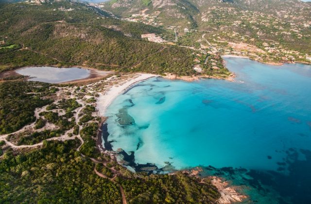 La Costa Smeralda e le sue spiagge incantate